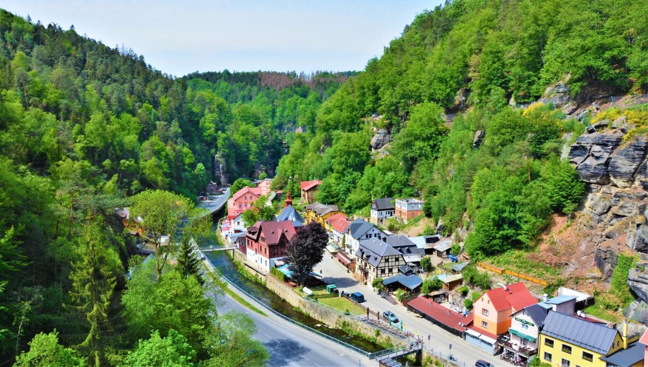 Hotel U Lipy Hrensko Bagian luar foto